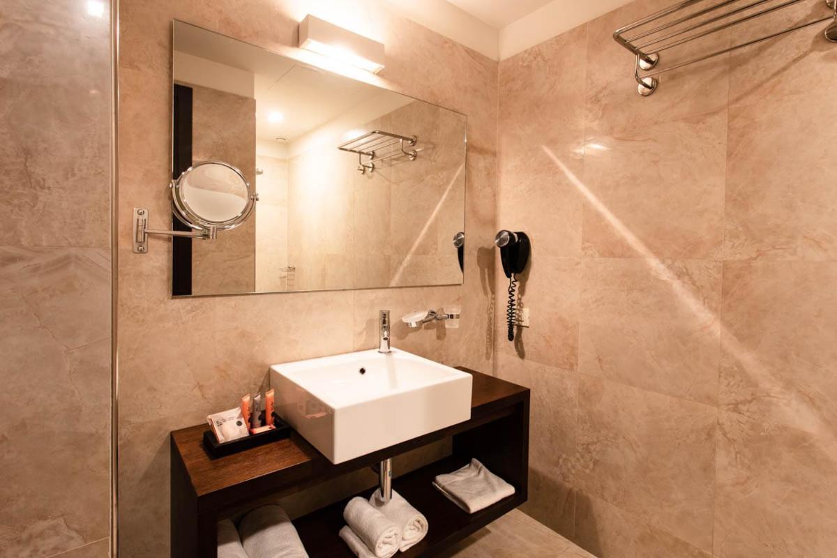 Sweet Hotel Longa Dış mekan fotoğraf