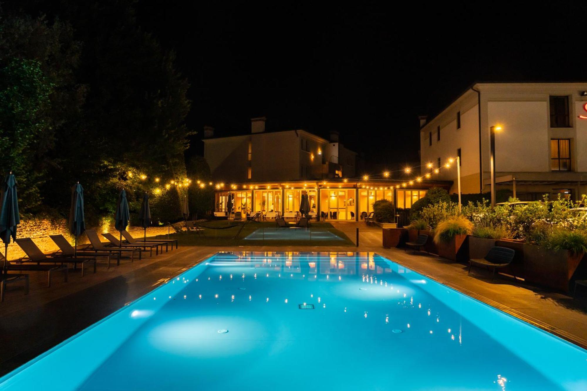Sweet Hotel Longa Dış mekan fotoğraf