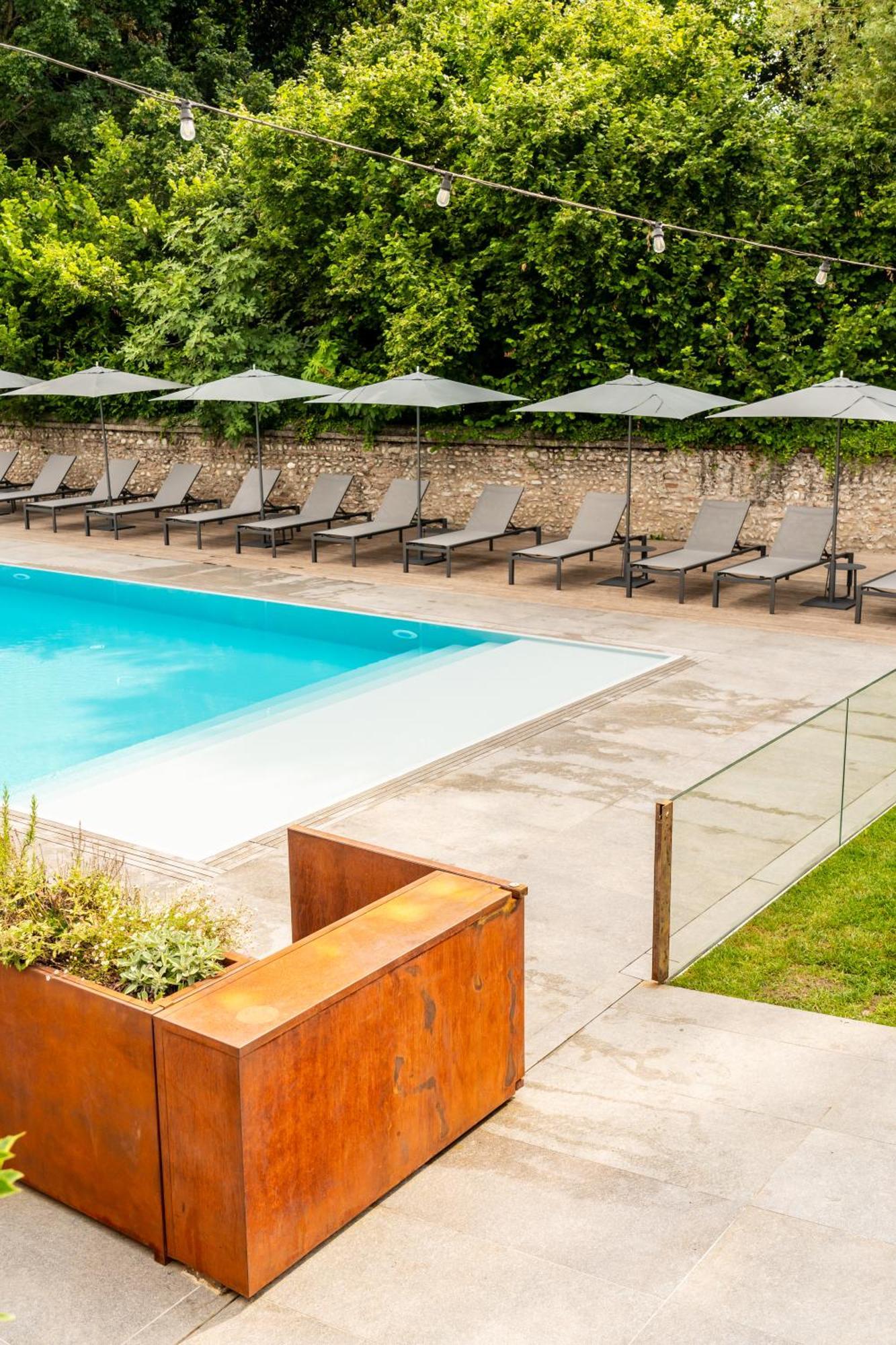 Sweet Hotel Longa Dış mekan fotoğraf